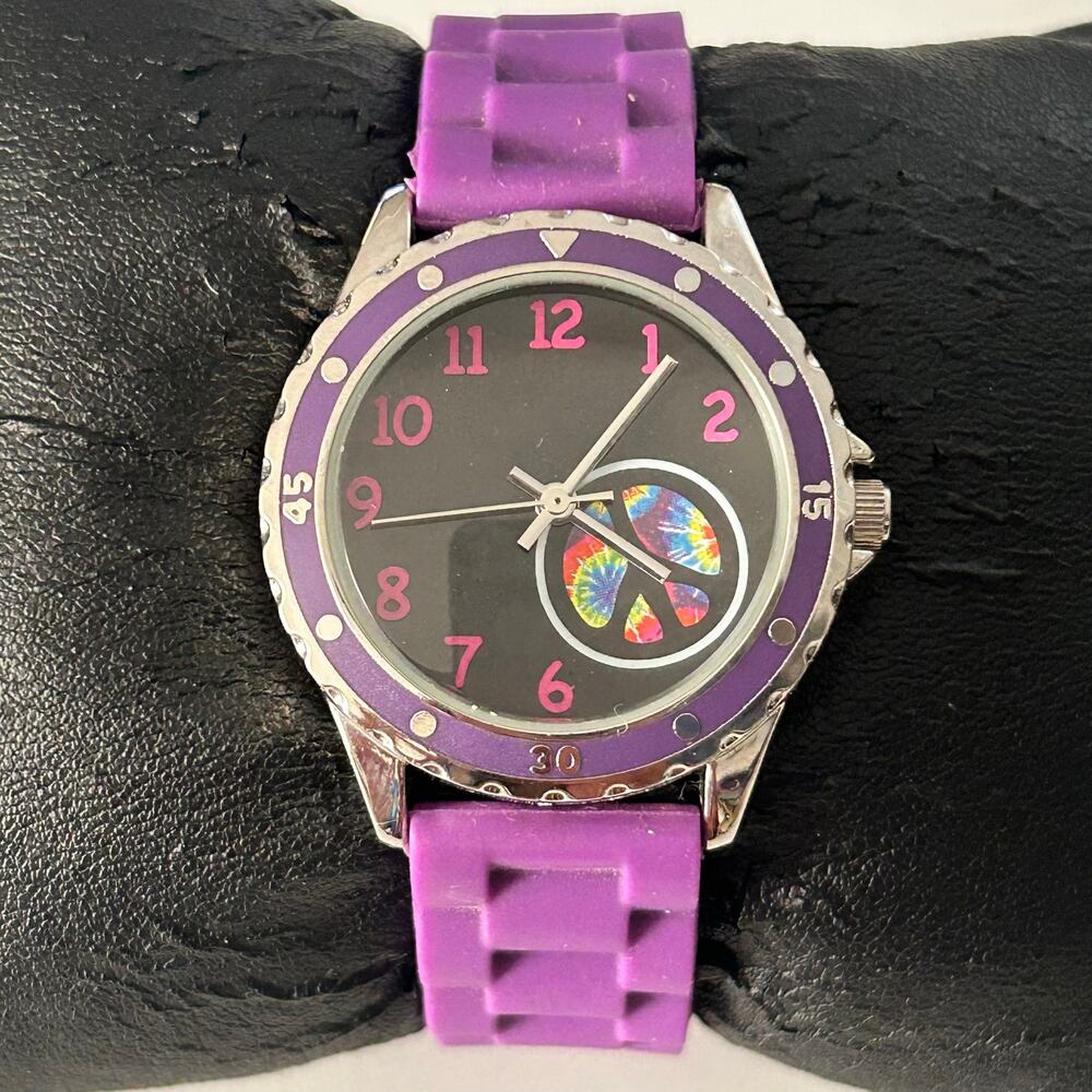 Accutime Rainbow Peace Sign Dial Purple Silicon Strap Watch Working New Battery